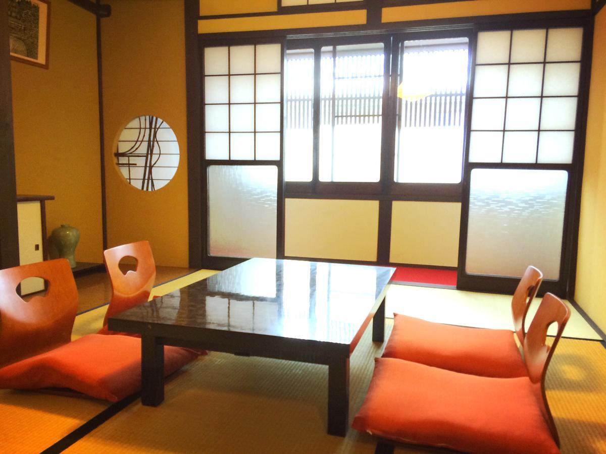 Hida Takayama Relax Hostel Bettei Fuji Экстерьер фото